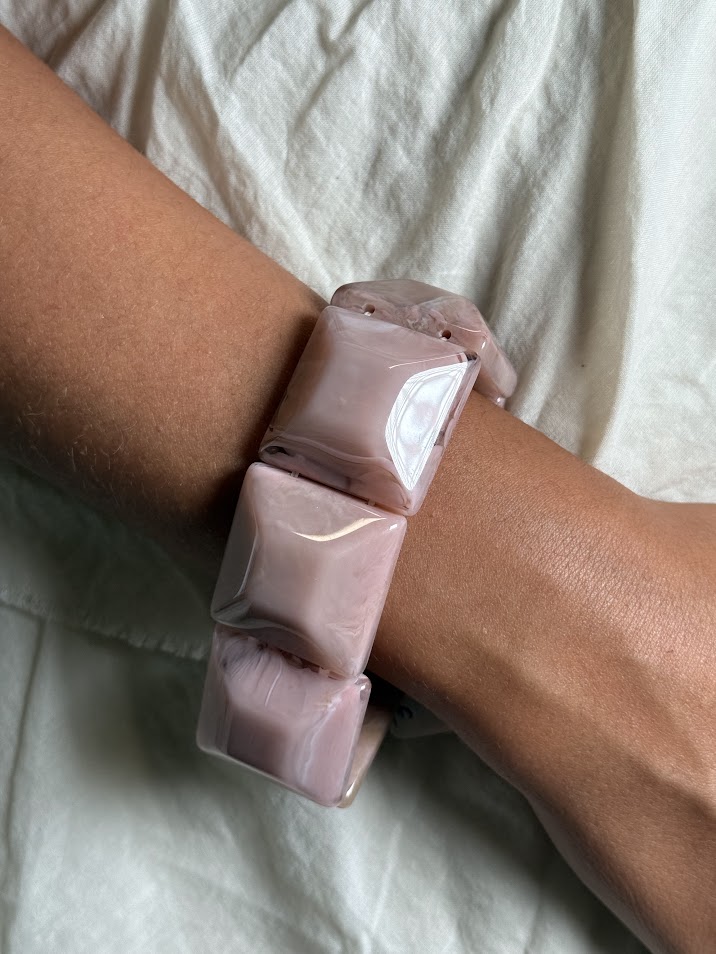 Pulsera resina rosa palo