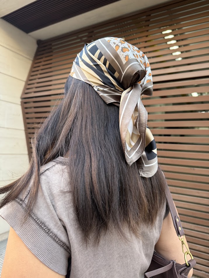 Pañuelo animal print marrón