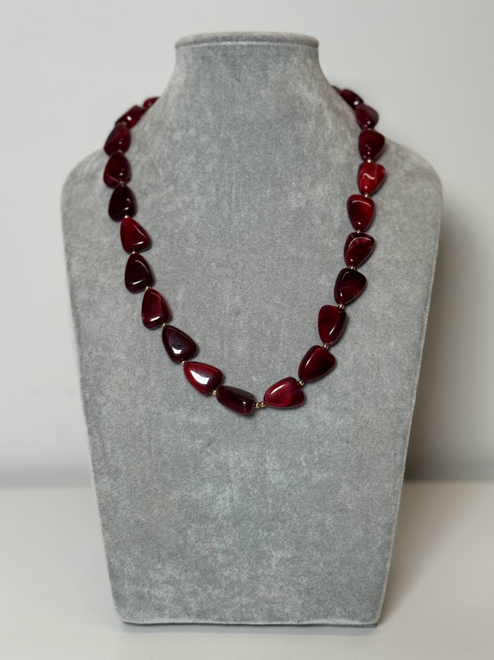 Collar piedras rojas